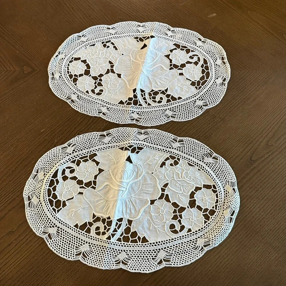 Vintage White Lace Oval Doilies Set of 2 Floral Rose Embroidered 18x12 Inch
